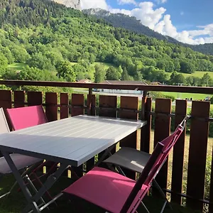 Entièrement Rénové Entre Et Montagne Thollon-les-Mémises